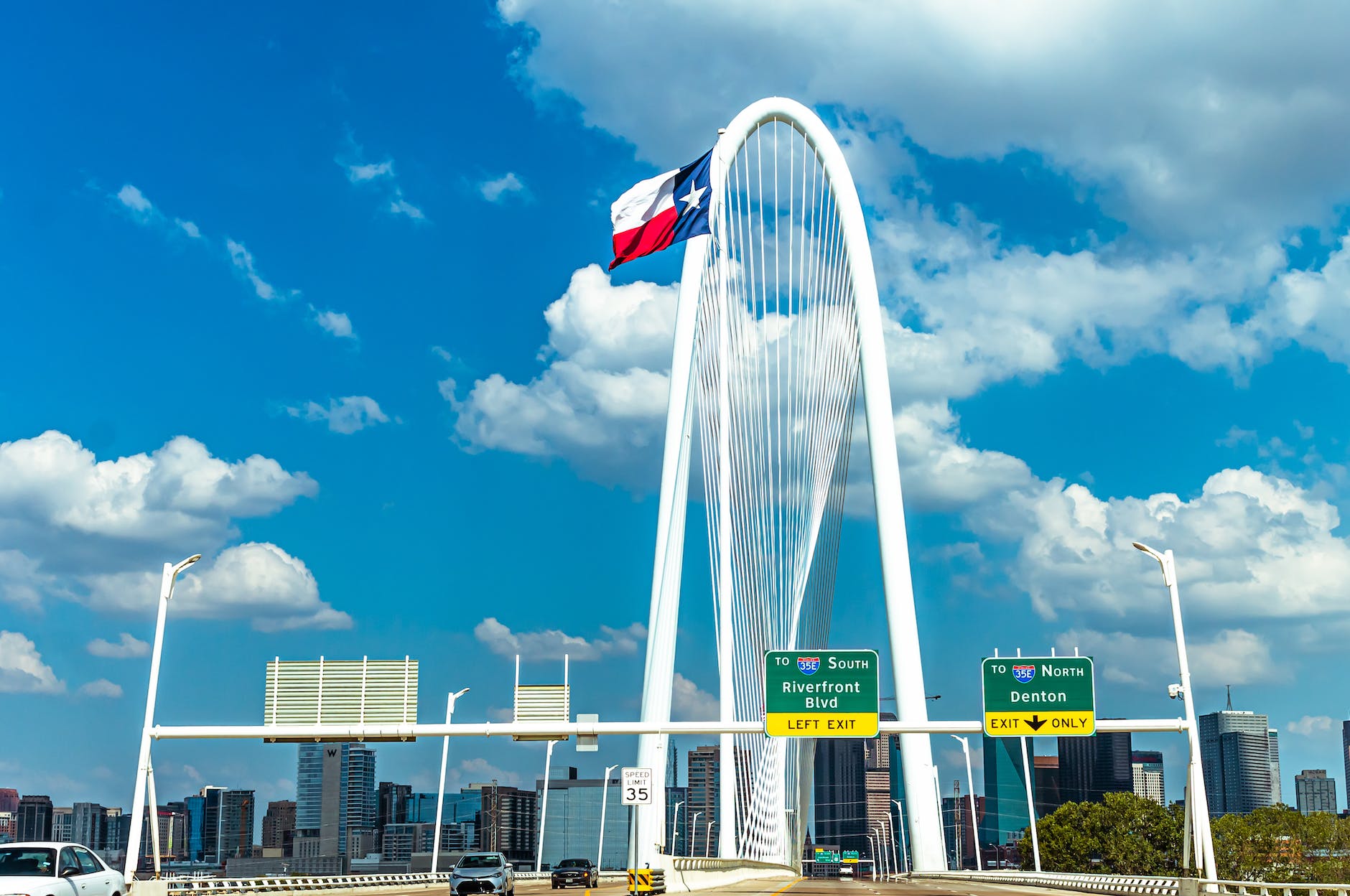 margaret hunt hill bridge in dallas texas