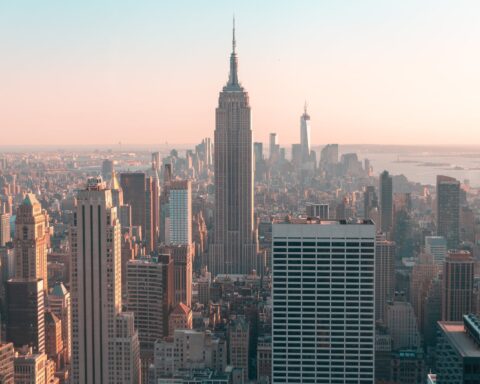 skyline photo of empire state building in new york city